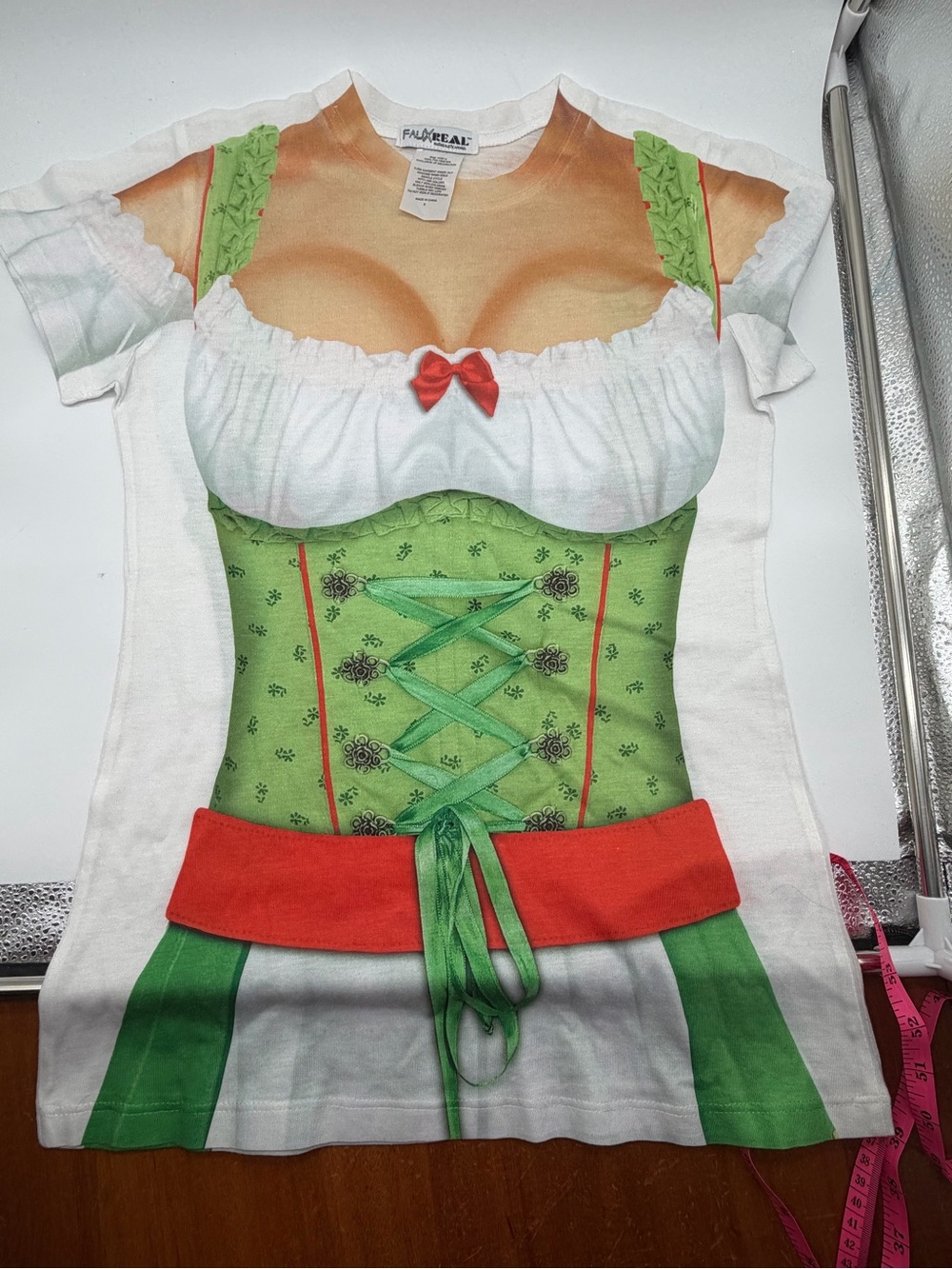 Novelty Dirndl-Print oktoberfest Short Sleeve Tee Sz S